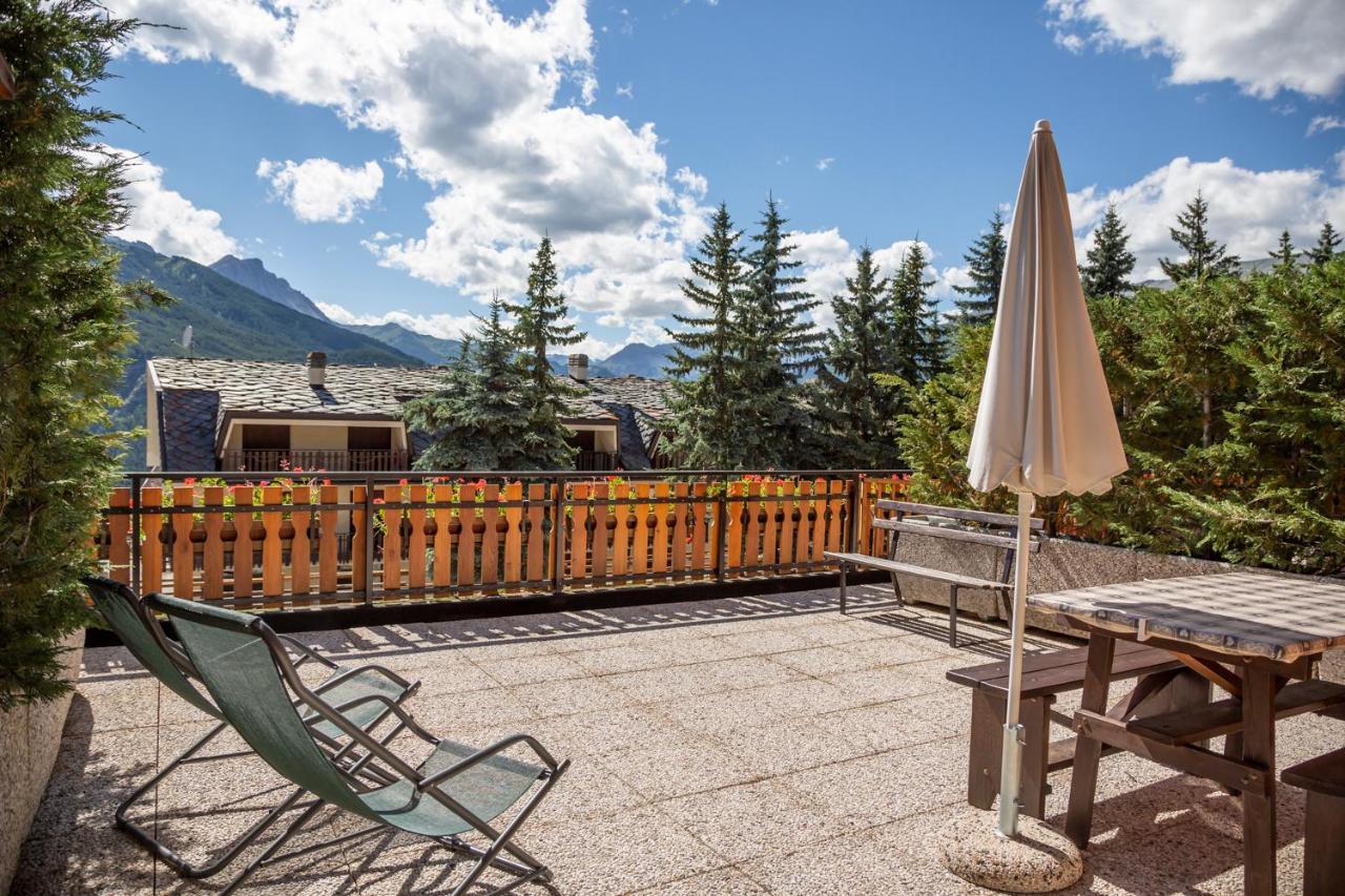 Appartamenti & Wellness Piero Gros Oulx Buitenkant foto